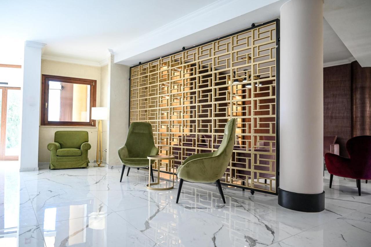 Roma Domus Hotel Ponzano Romano Esterno foto