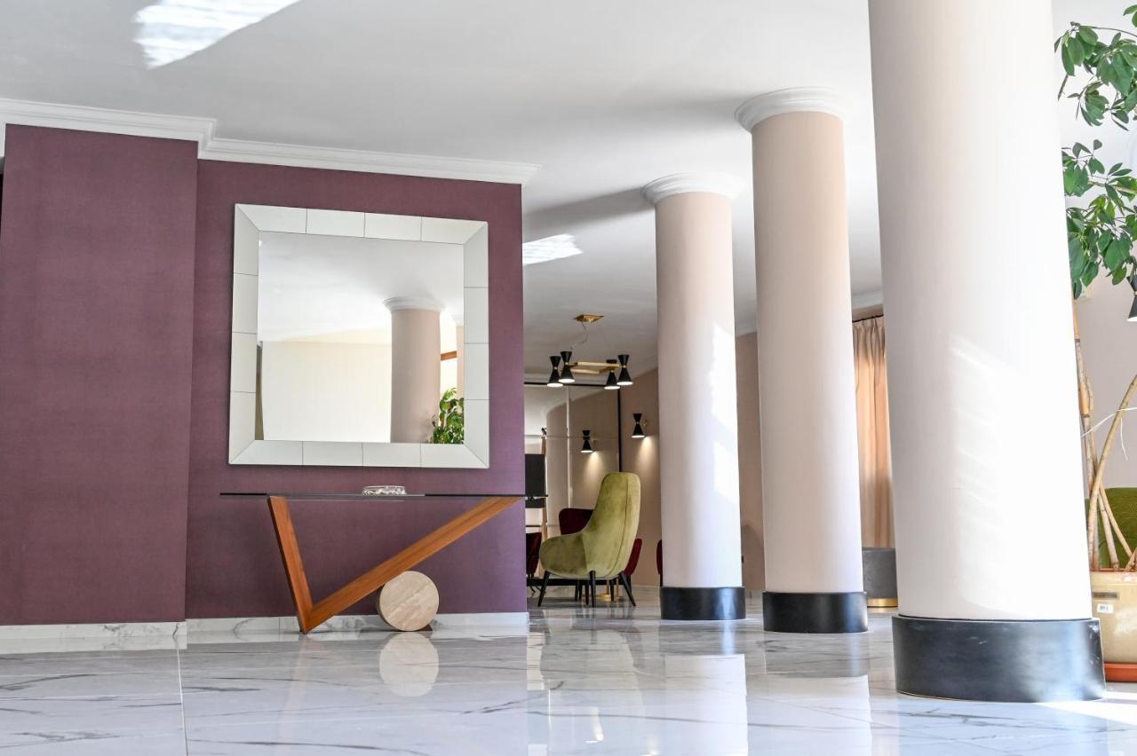 Roma Domus Hotel Ponzano Romano Esterno foto
