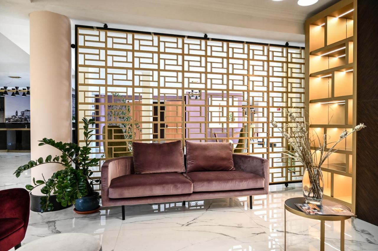 Roma Domus Hotel Ponzano Romano Esterno foto
