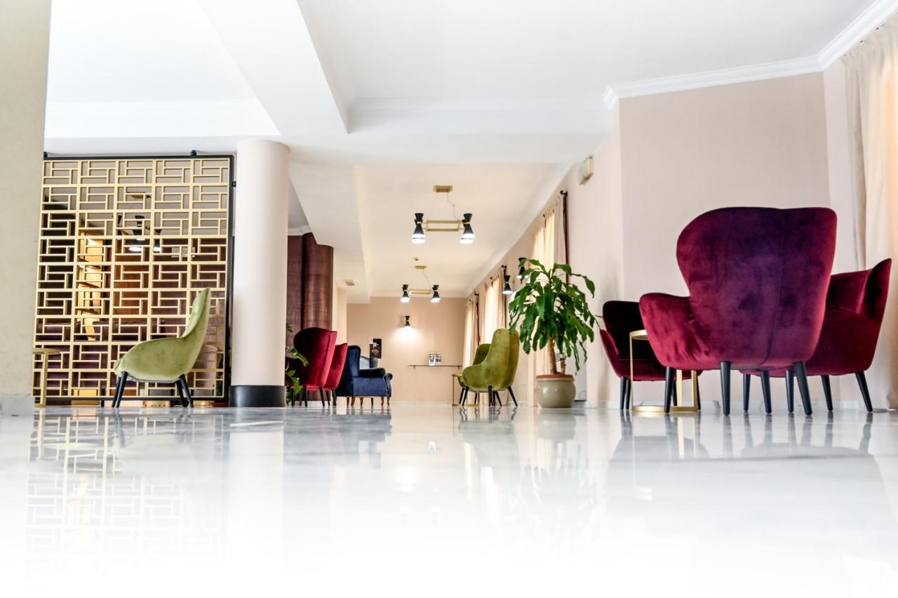 Roma Domus Hotel Ponzano Romano Esterno foto